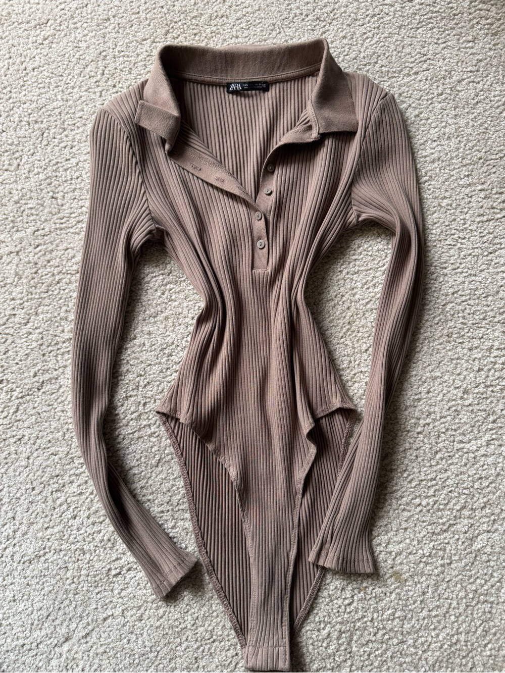 Zara Ribbed Long-Sleeve Polo Bodysuit in Taupe Brown